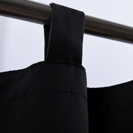 Zasłona zaciemniająca na szelkach do pokoju