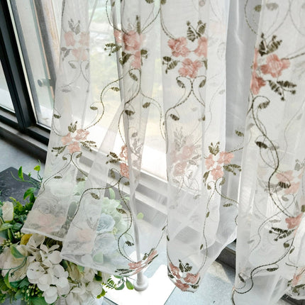 Wiejska zazdrostka kuchenna z koronką