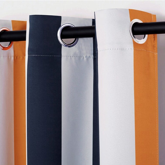 Krótka zasłona zaciemniająca w pasy