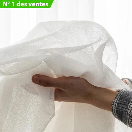 Delikatna przezroczysta firana z białego woalu