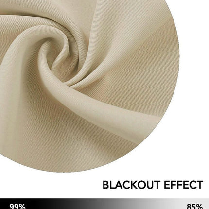 Beżowa gładka zasłona zaciemniająca na taśmie