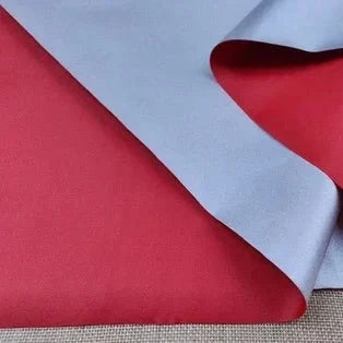 Podszewka zaciemniająca do zasłon blackout