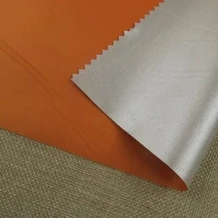 Podszewka zaciemniająca do zasłon blackout