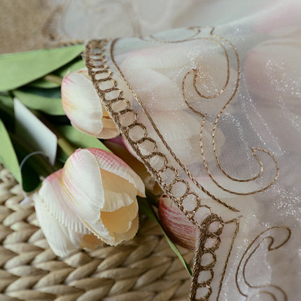 Firana panelowa z brązowym haftem