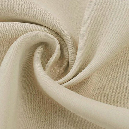 Wytrzymała zasłona na pergolę i balkon