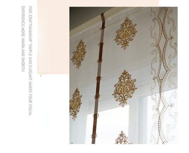 Firana panelowa z brązowym haftem