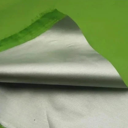 Podszewka zaciemniająca do zasłon blackout