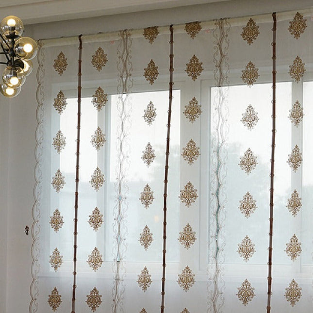 Firana panelowa z brązowym haftem