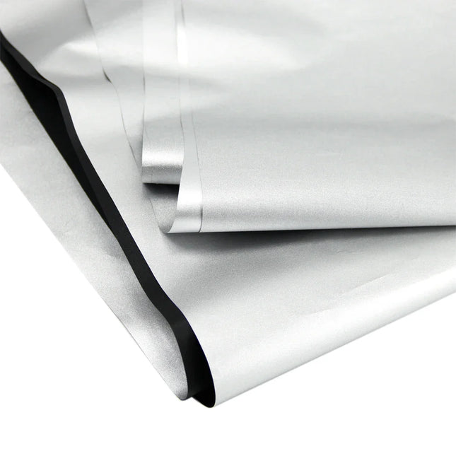 Srebrna tkanina termoizolacyjna na zasłony