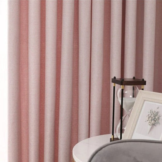 Różowa zasłona o strukturze diamentu