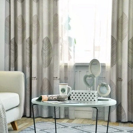 Zwiewna firana we wzór liści