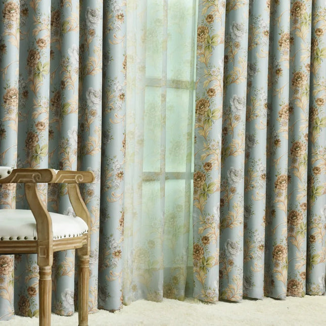 Zasłona zaciemniająca w kwiatowy wzór