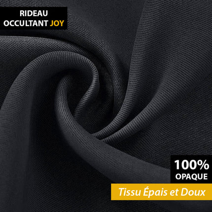 Czarna zasłona zaciemniająca na taśmie marszczącej