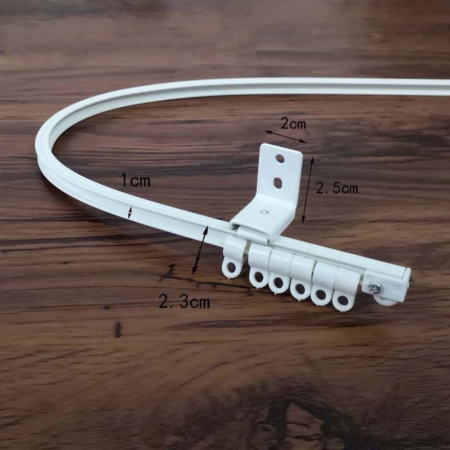 Giętka szyna sufitowa do zasłon na wymiar