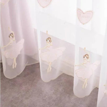 Firanka w haftowane baletnice