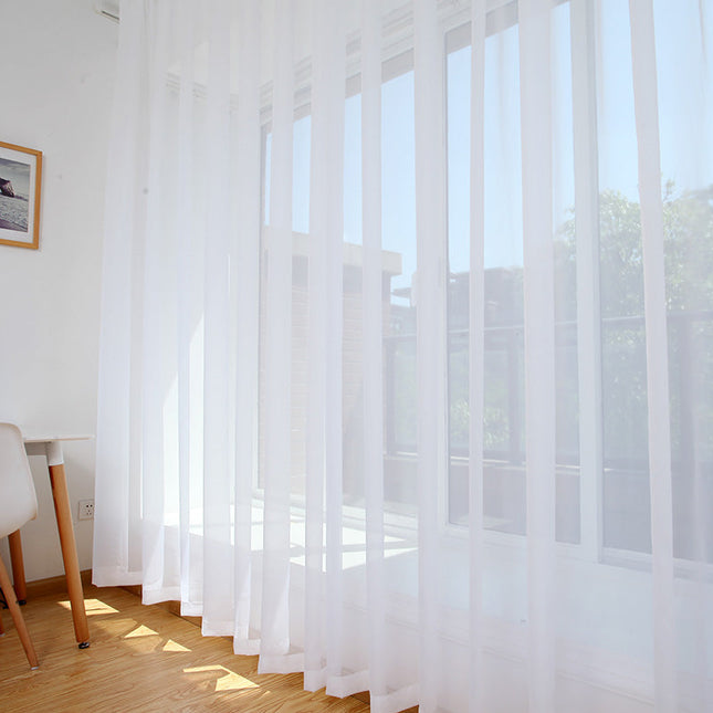 Biała firana ogrodowa na taras balkon