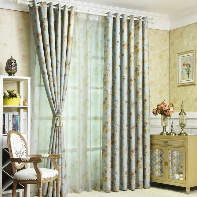 Zasłona zaciemniająca w kwiatowy wzór