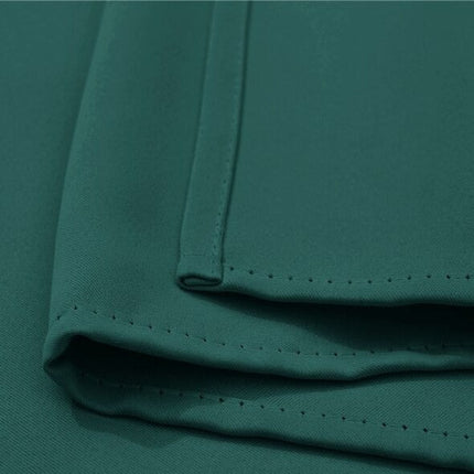 Zasłona ogrodowa w kolorze morskiej zieleni.