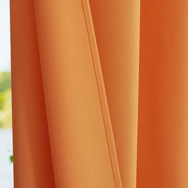 Wodoodporna zasłona ogrodowa na przelotkach