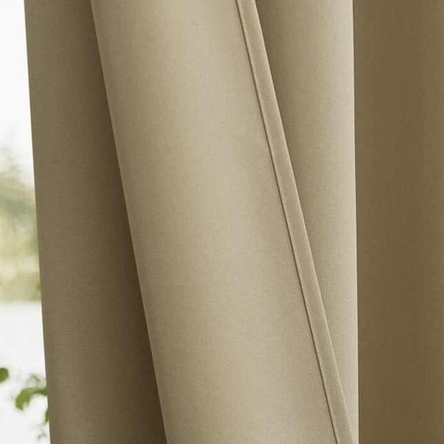 Pomarańczowa zasłona ogrodowa na altanę z przelotkami.