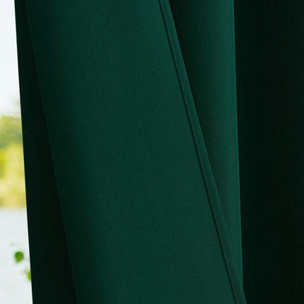 Wodoodporna zasłona ogrodowa na przelotkach