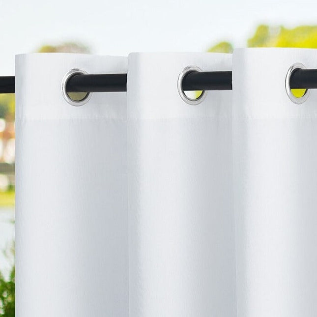 Pomarańczowa zasłona ogrodowa na altanę z przelotkami.