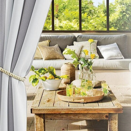 Zasłona ogrodowa w biało-szare pasy