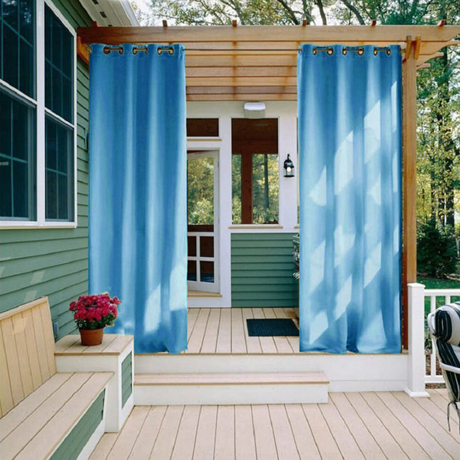 Niebieska zasłona do altany ogrodowej