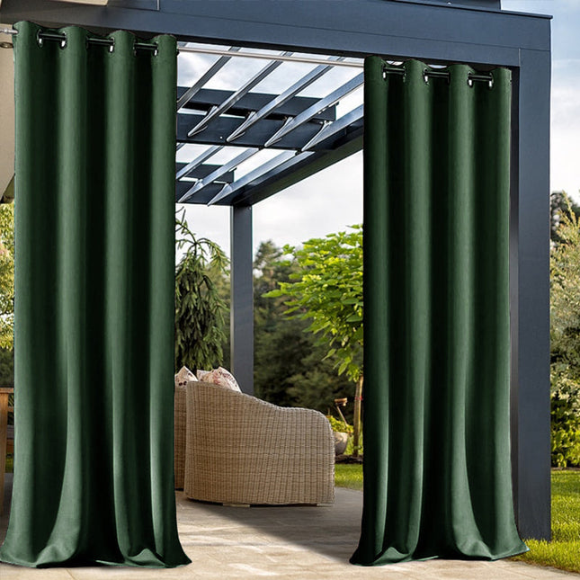 Ciemnozielona wodoodporna zasłona ogrodowa.