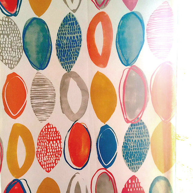 Kolorowa zasłona w nowoczesny abstrakcyjny wzór