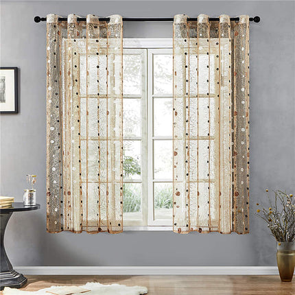 Brązowa firana z haftem na przelotkach