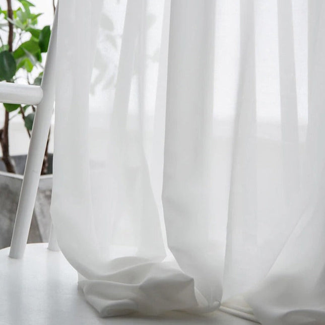 Gładka biała firana z woalu