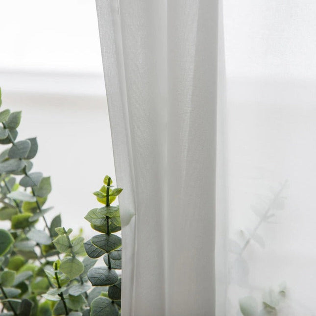 Gładka biała firana z woalu