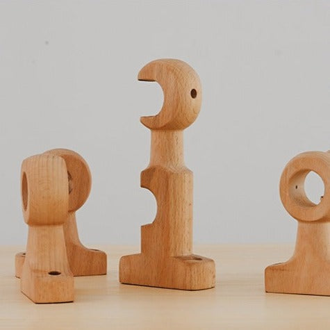 Klasyczny drewniany karnisz do zasłon