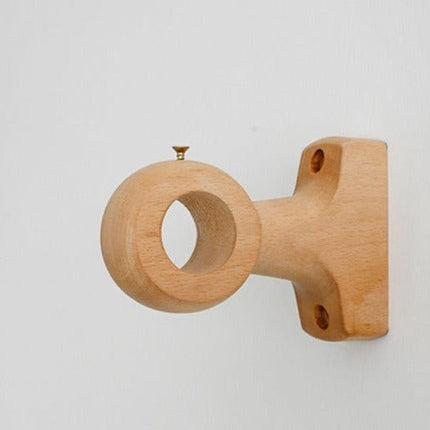 Klasyczny drewniany karnisz do zasłon